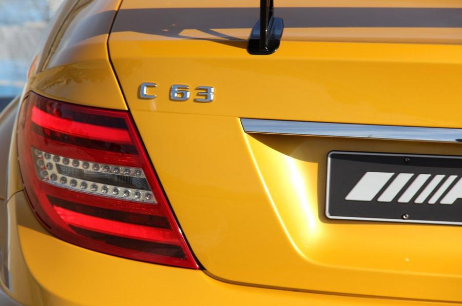  Mercedes-Benz C63 AMG Coupe Black Series 2012 года  (фото 31 из 66)